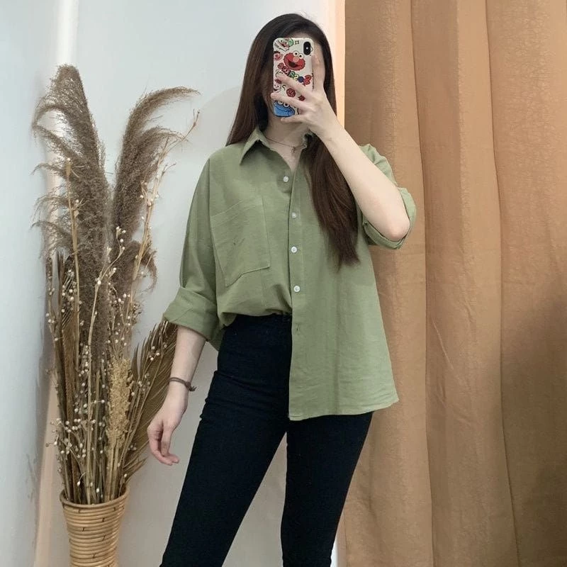 Review Review Kemeja Linen-Overside Shirt: Oversize Linen Wanita yang Nyaman & Stylish