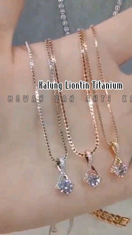 kalung liontin titanium mèwah #kalungtitanium #kalungliontin #kalungmewah #kalungwanita #kalungtitaniumantikarat #SpillRacunShopee #RacunShopee #fyp