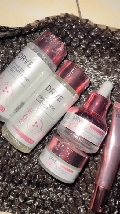 #SpillBawaBerkah #Diskon50Persen #GratisOngkirRP0 #RacunShopee #ShopeeCOD #drveskincare