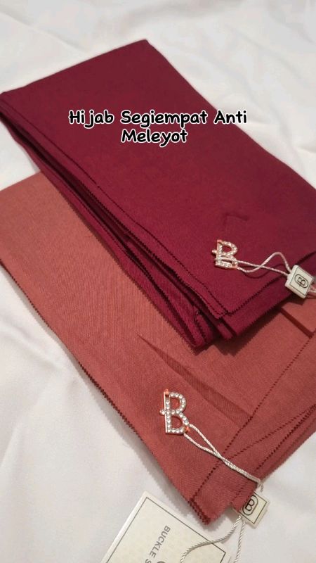 hijab buckle. segi empat polos. #hijabsegiempat #hijab #hijabstyle #hijabmurah #racunshope #racunshopeecheeck #aksesorieshijab #SpillRacunShopee