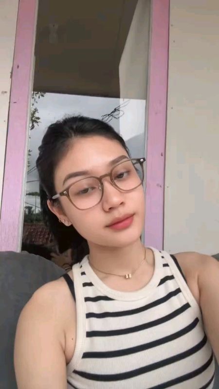 #tanktop#tanktopwanita#ShopeeBeautyHaul#shopeevideo#tanktopkekinian#croptop#koreanstyle#fypシ