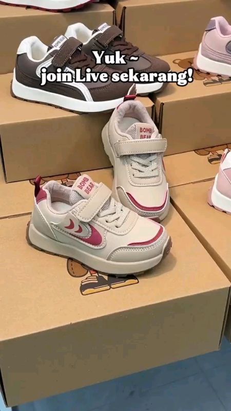 Sepatu premium anak laki-laki dan perempuan ada disini ✨