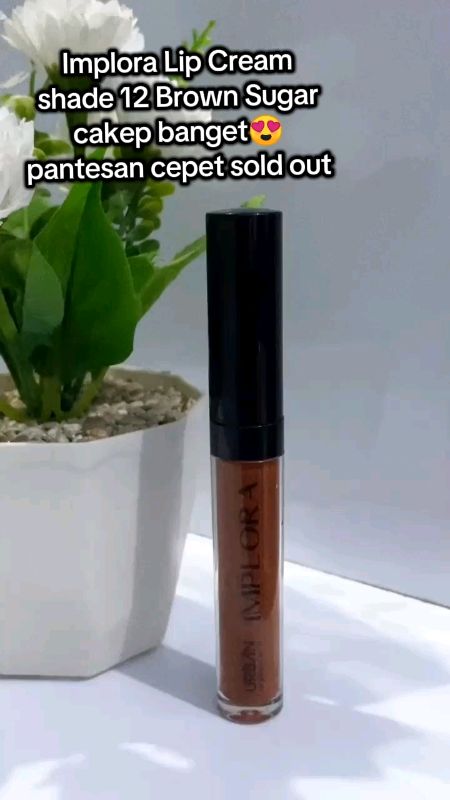 improla Lip Cream shade 12 Brown sugar cakep banget 😍pantesan pencet banget sold out nya 🥰#lipcreamimplora #lipcreamviral #belidishopee #RacunShopee