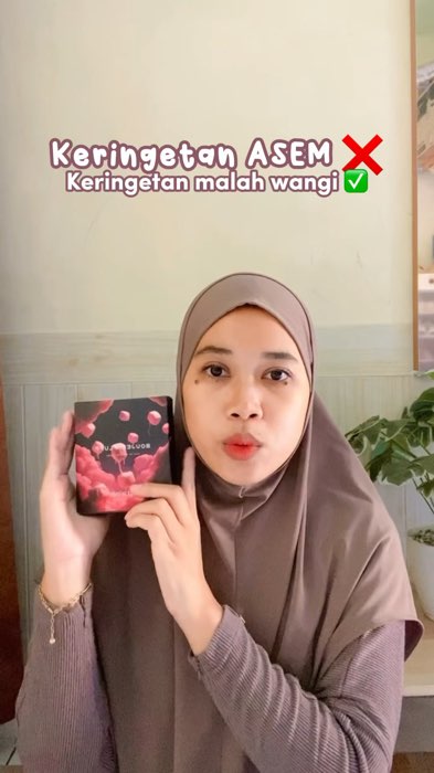 Nambah keringetan nambah wangi #RacunShopee #SpillBawaBerkah #SpillBawaBerkah #ShopeeLook #parfumviral #parfumwanita #octarineperfume #octarine