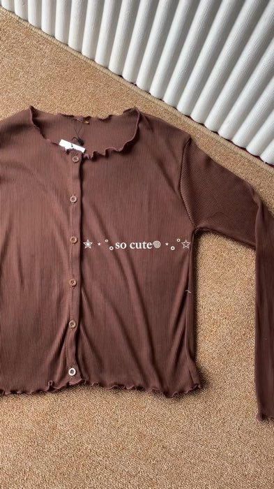 Nemuin cardigan yg simple tp keliatan manis😍 #shoppevidioviral #ViralDiShopeeVidio #cardigancrop #cardiganknit #ViralDiShopee #fypシ゚ #GratisOngkirRP0