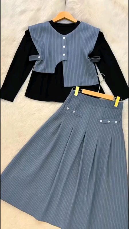 melody set 2 in 1 terbaru #bajuwanita #bajuwanitakekinian #bajuwanitavirall #bajumurah #fujiset3in1 #fuji #welina #knit #SpillRacunShopee #shopeevideo