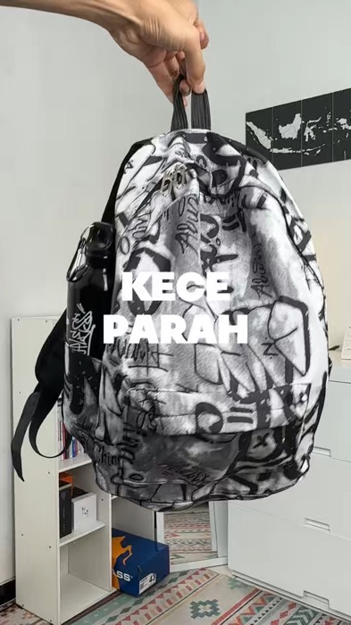 Muat banyak dan kece sih #taspria #tasransel #OOTDFashionShopee #ViralDiShopeeVideo #ShopeeFashionHaul #RacunShopee #shopeefitcheck
