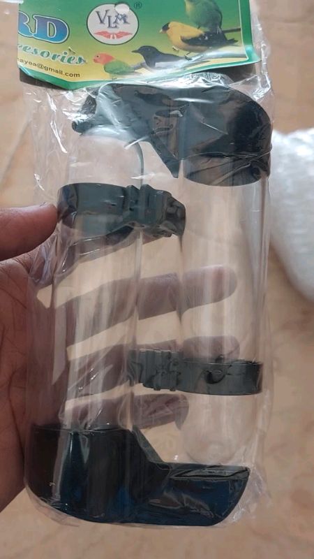 Dispenser Pakan dan Minuman burung #dispenser #cepukburungkicau #GratisOngkirRP0 #SpillBawaBerkah #RacunShopee #RekapShopee #ShopeeCOD