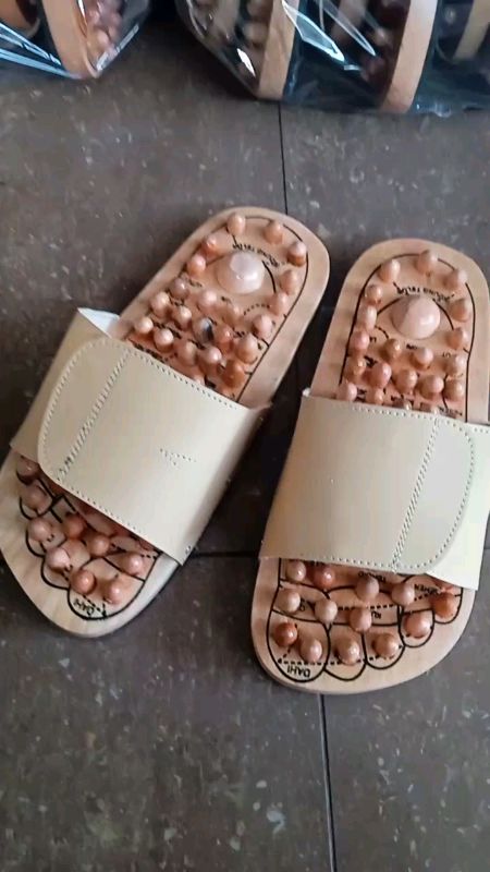 sandal terapi slop premium#sandalterapi #sandal#sandalmurah #sandalrematik#sandalrefleksikesehatan #sandalslop#sandalkesehatan