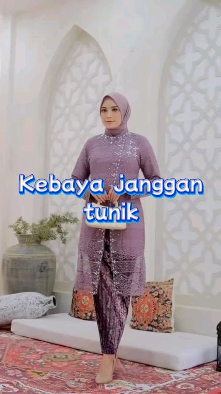 Kebaya janggan tunik. #Shopee #shopeefashion #racunshopeee #shopeeterkini #kebaya #ShopeeHaul #ShopeeCOD #ShopeeLook #shopeevideo #ShopeeFashionHaul