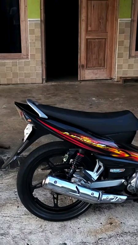 STRIPING JUPITER Z MERAH API Sc tt @ikhsangrddyn #Diskon50Persen #DiskonRacunShopee #RacunShopeeCheck #RacunShopee