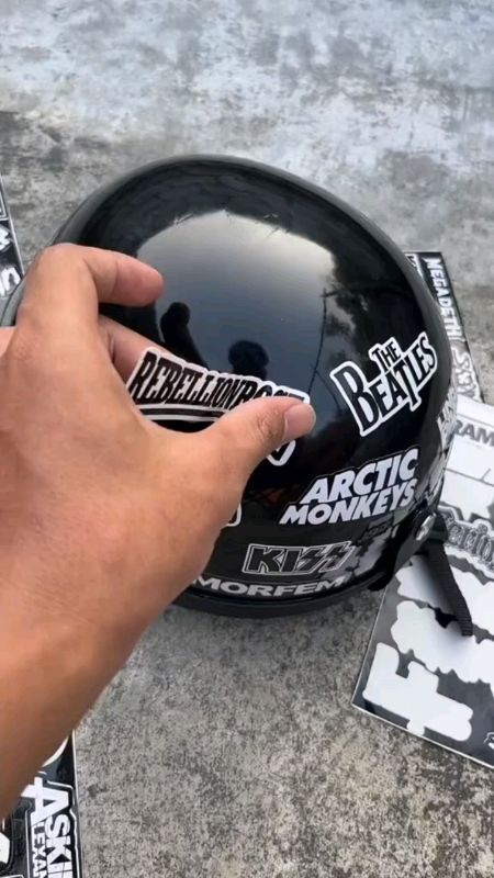 stiker murahh dapat banyak #stiker #casual #helmbogo