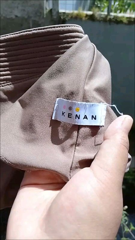 Kerudung ternyaman menurut aku sii, kalian juga wajib punya#fyp #kerudunginstant #dis #DiskonRacunShopee
