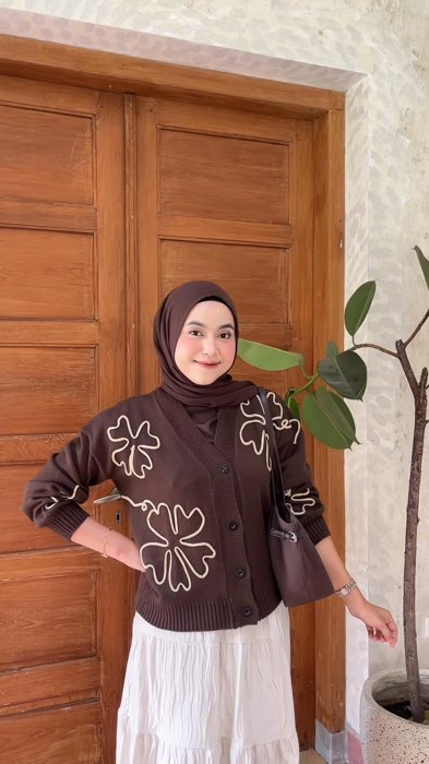 cardigan cantik di mix and match sama rok super stunning ✨ #cardiganrajut #cardigancantik #rokcwj #rokkoreanstyle