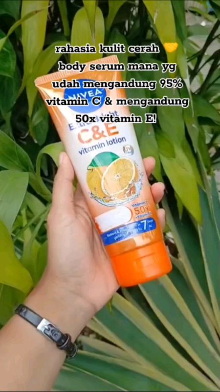 cek out di keranjang kuning beb 🤗 #SpillRacunShopee #bodycare #bodyserum