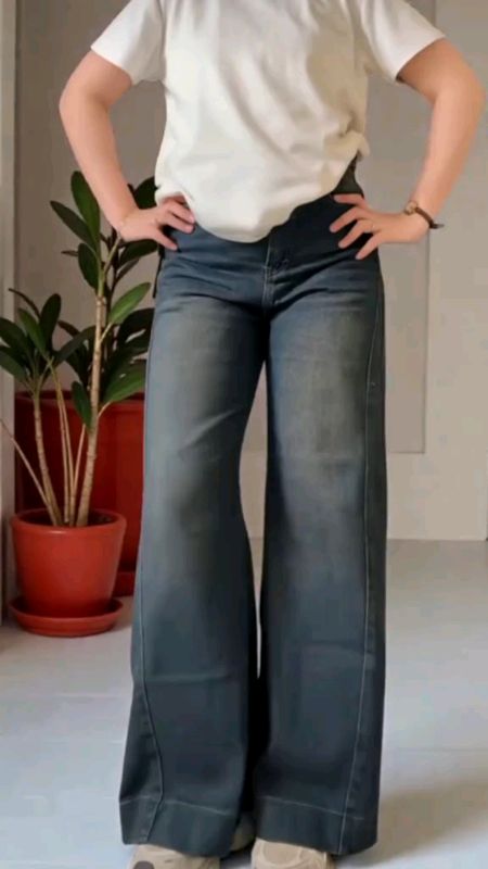 #baggyjeans #wanitacantik #shopeevideo