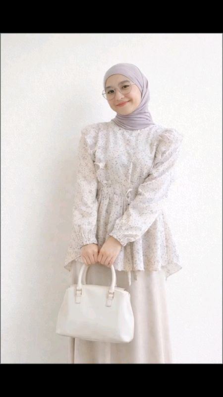 kiyomi blouse | motif floral 😍💖 #kiyomiblouse #bajuwanita #bajukoreanstyle  #bajuwanitakekinian #ShopeeFashionHaul #RacunShopee #ShopeeCOD #fyp