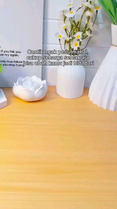 Wardah sunscreen acne calming #wardah #sunscreen #acnecalming #WardahGlowGoals #RacunShopee #BadaiTapiBudget #TermurahDiShopee #fyp