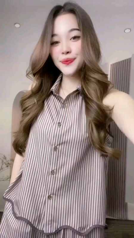 FADFAD Setelan Wanita Motif garis modern/atasan tanpa lengan &celana #RacunShopeeCantik #RacunShopeeOutfit #OOTDFashionShopee #ViralDiShopeeVideo