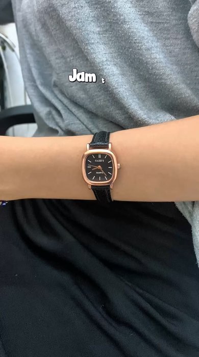 jam yang cocok untuk daily nih😍 yuk checkout sekarang #DiskonRacunShopee #wibgajian #gajiansale #jamtangankoreanstyle #jamtanganviral #jamtangankulit