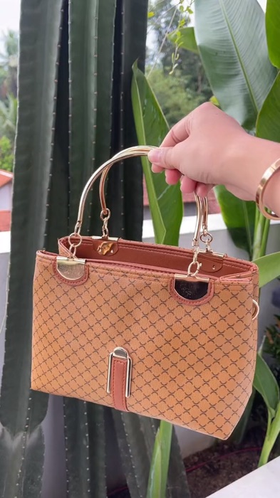 Yuk lengkapi semua series warnanya🥰😍#tascantik #ViralDiShopeeVideo #yudebag #joinlive #tasselempang
