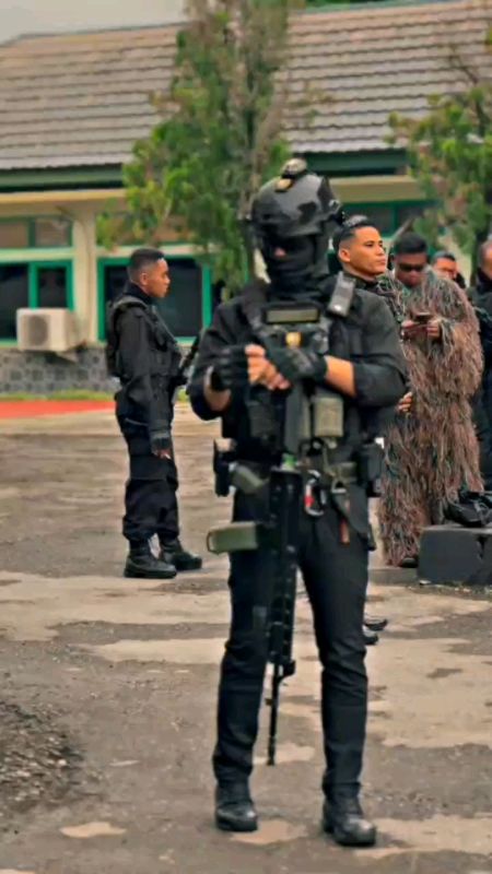#tactical #helm #brimob #tni #tniindonesia🇮🇩 #fyp
