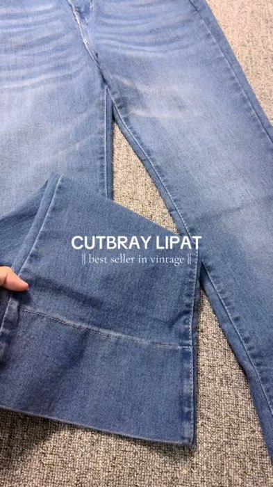 ✨Best seller warna vintage Blue✨ Buruan masih ada stoknya bestie😍#jeanscutbray #jeanshighwaist #cutbraylipatlebar #jeanscutbrayviral