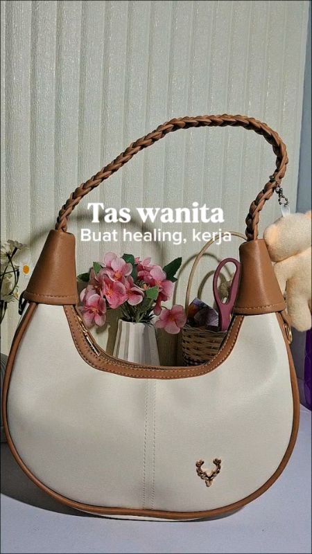 #taswanita