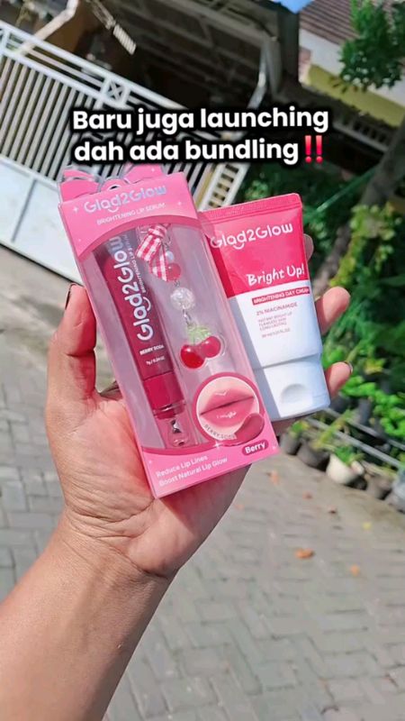 #bundleglad2glow #glad2glowlipserum #glad2glowbrightupbrighteningdaycream #1212shopeebirthdaysale #glad2glowterbaru #toneupcream #SpillRacunShopee