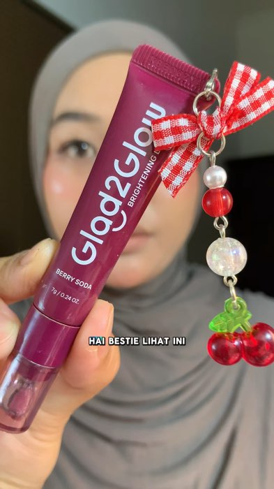 must have!! #glad2glow #glad2glowlipsserum #BadaiTapiBudget #ShopeeBeautyHaul #terbaikdishopee2023 #DiskonRacunShopee