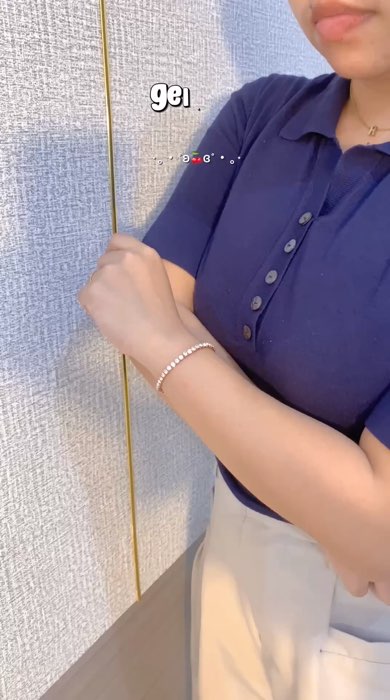 Gelang titanium aesthetic,yuk checkout sekarang‼️🥰#gelangtitanium #chekoutyuk🥰🤗🥳 #gelangaesthetic #gelangtitaniumewah