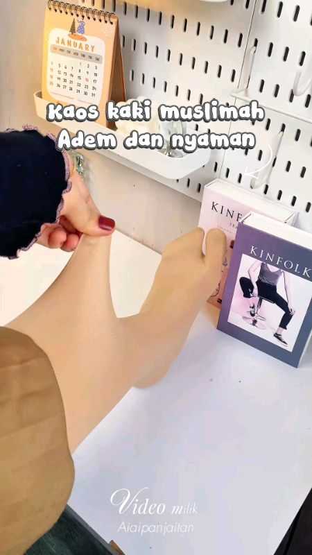 gak bakal nyesel kak.. awet banget ini #kaoskakimurah #kaoskakimuslimah #kaoskaki #RacunShopee #DiskonRacunShopee #Cashback40Persen #BadaiTapiBudget
