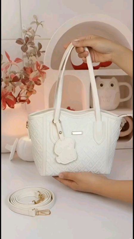 Tas wanita #taswanita #tasselempangwanita #tasransel #tasmurah #sorotandunia
