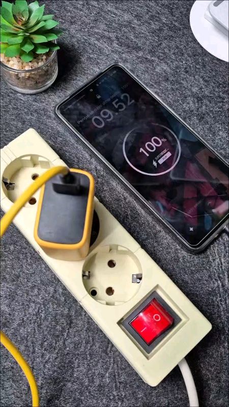 adaptor fast charging 180 Watt dengan teknologi GAN ngecas super cepat tidak panas #charger #fastcharging #chargermurah #cashp #adaptorcharger