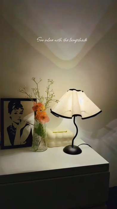Lampu meja led vintage #lampubelajar #lampukamarestetik #lampumejabelajar #lampumejaaesthetic #lampubelajarled #lamputidur #lamputiduraesthetic #lampu