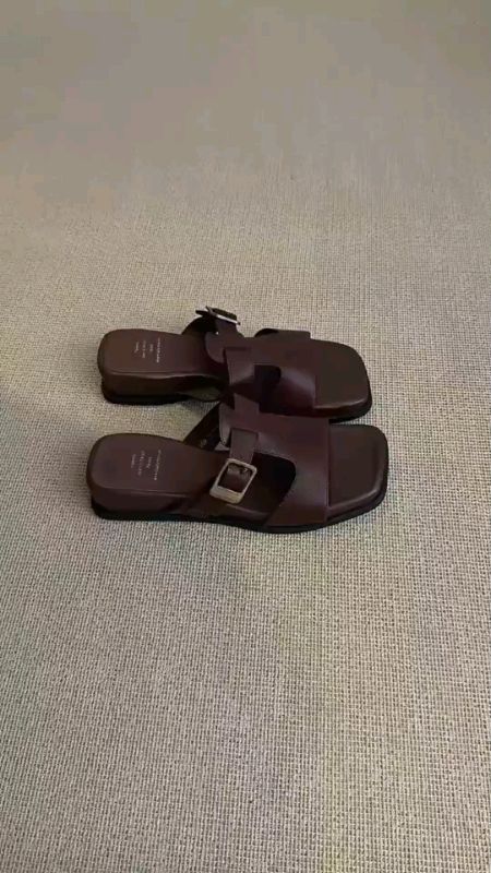 #sandalwanitamurah #sandalwanitakekinian #Diskon40RB #DiskonRacunShopeee #Diskon60Persen