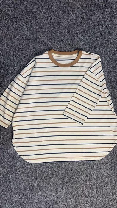 Atasan dewasa BESTSELLER                Yu order sekarang juga!😍🤩🛒#rancunshopee #TerbaikdiShoppevidio #fypシ #otd #kaosstripe #kaosoversize