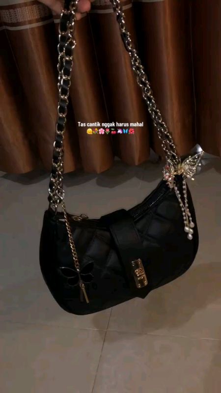 rekomendasi tas wanita viral 🔥😻#promoshopee #RacunShopeeCantik #heppyshopping #GratisOngkirRP0 #GratisOngkirRP0 #tasviral