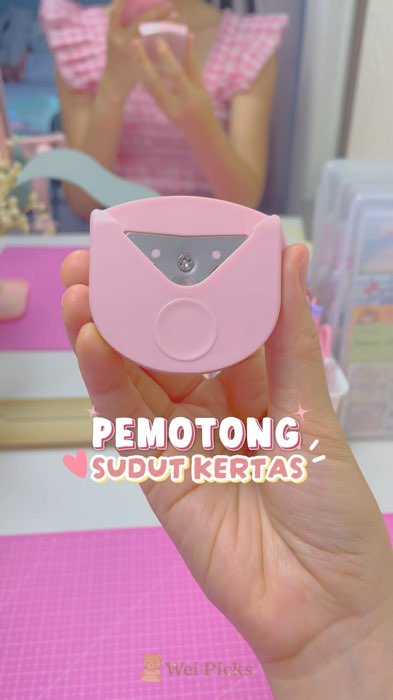 Pemotong sudut kertas yang kepake terus 💖 hasil rapi✨ #ShopeeVideo #ShopeeFinds #alatunik #journaling #fyp  #pemotongsudutkertas ##RacunShopee #unik