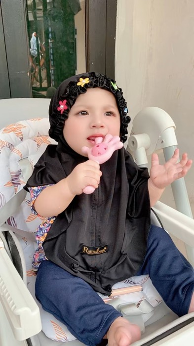 Buruan co sekarang juga di keranjang aku ya🥰#kerudunganak #hijabbayi #GratisOngkirRP0 #RacunShopee #shoopevideo