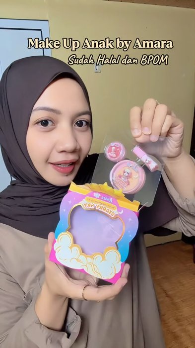 Make up anak BPOM.. ibu-ibu mah tenang kalau beli ini, gak ada drama lengket-lengket bunsss..  #makeupanak #amaramakeupkids #makeupamara #makeupanakbp