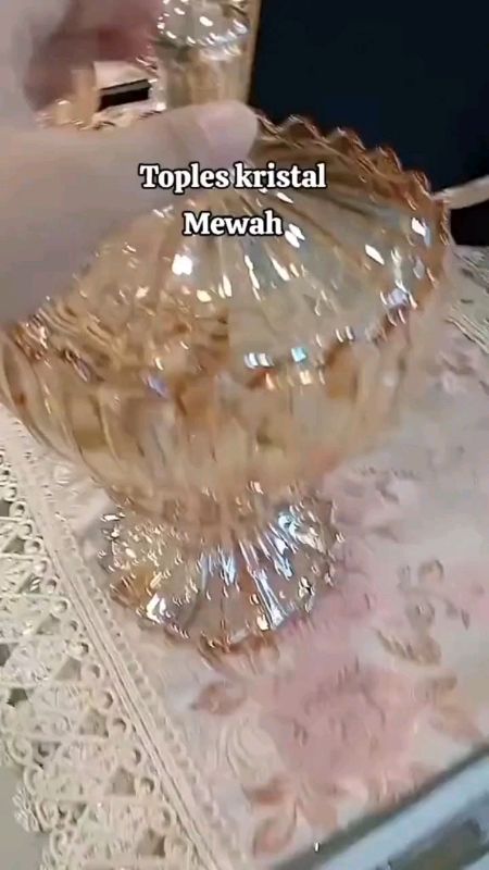 Toples crystal Taby l sovenir tempat makan cantik #toplesaesthetic #toplescrystal #vidioviralshopee