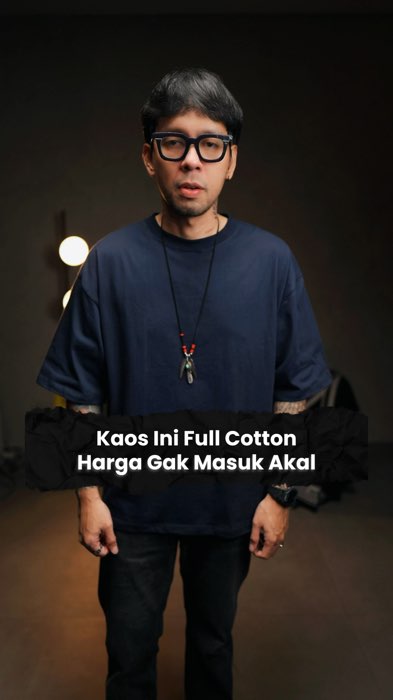 Kaos oversize ini harganya gak normal! Full katun dengan gramasi 200an gsm! #kaos #kaosoversize #kaospolos #tshirt #mensfashion #menswear