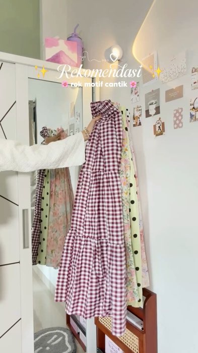 asupan rok gemes akooo!👀💌  #outfitwanita #outfitinspo #outfitinspiration #outfitlucu #roklucu #rokmotif #rokfloral #rokwanita #rokpanjang #rokkorean