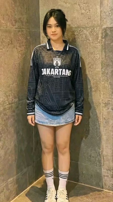JERSEY || JAKARTANS UNISEX 🔥🔥 #jersey #jakartans #GratisOngkirRP0 #GakNyeselBeliIni #shopeevideo #fyp