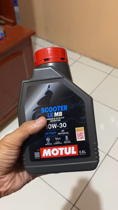 ￼Oli Motor Motul SCOOTER LE 4T 10W30 0.8L II #motulscooter #olimotulmatic