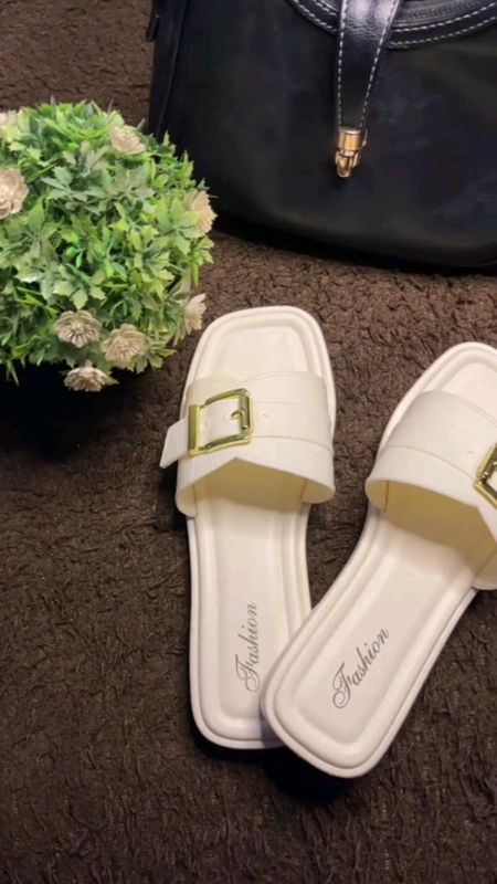 Sendal murcee😍#sendalwanita #outfitideas #RacunShopee
