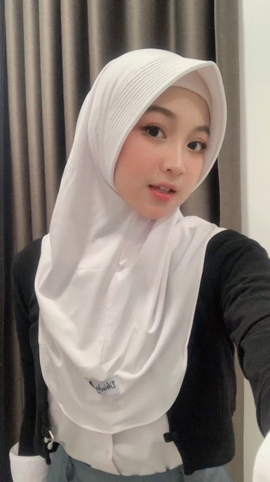 Rekomendasi Hijab Instan #fyp #RacunShopee #ShopeeLook #hijabinstan #hijabstyle #GratisOngkirRP0 #PromoNonStop