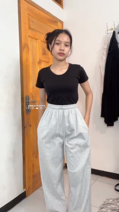 aku pake uk xl ya🫶🏻