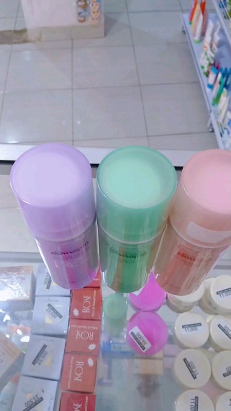 ini dia bedanya moist glowsophy jangan sampe salah beli ya sesuain sama kondisi kulit masing masing #moisturizerviral #moisturizer #skincare